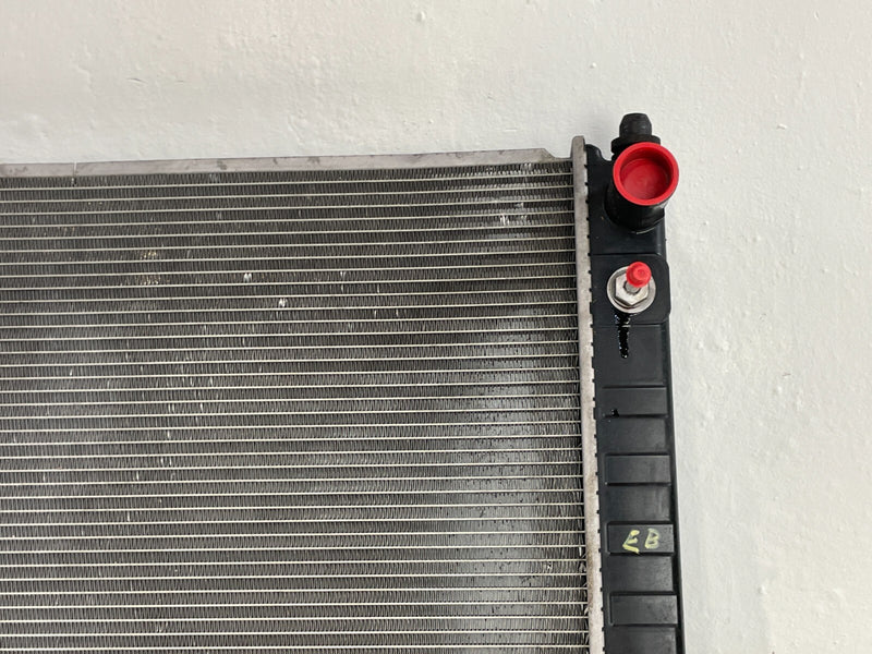 Load image into Gallery viewer, 08 - 17 INFINITI FX35 EX35 QX70 RADIATOR ASSEMBLY AUTOMATIC TRANSMISSION # 97308
