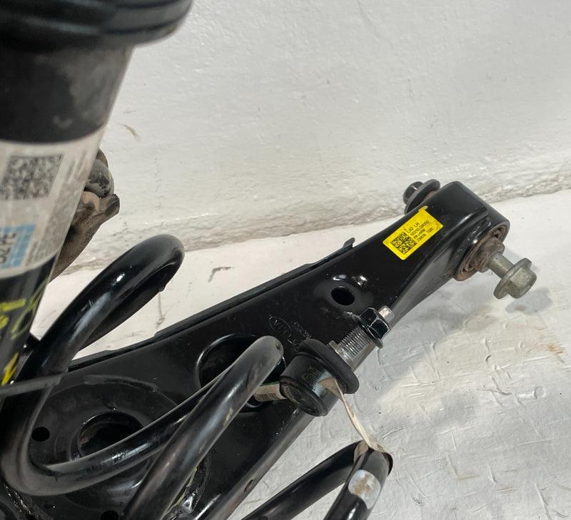 Load image into Gallery viewer, 2023-2025 HYUNDAI PALISADE AWD REAR LEFT SUSPENSION KNEE ASSEMBLY 3.8L # 103396
