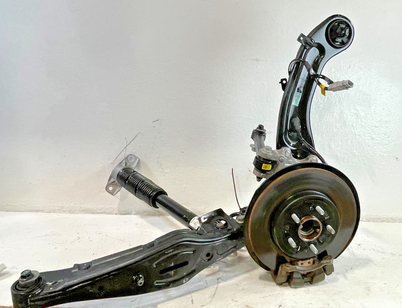 Load image into Gallery viewer, 2020 - 2022 HYUNDAI PALISADE REAR LEFT DRIVER SIDE KNEE ASSEMBLY 3.8L # 102323
