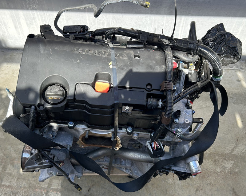 Load image into Gallery viewer, HONDA HRV HR-V 2.0L FWD ENGINE MOTOR ASSEMBLY AUTO 11K MILES 23 - 25 # NB1-EU403
