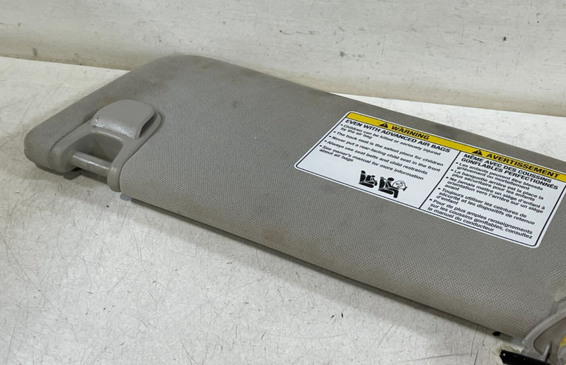 Load image into Gallery viewer, 2019 - 2025 INFINITI QX50 FRONT RIGHT PASSENGER SIDE SUNVISOR SUN SHADE # 97642
