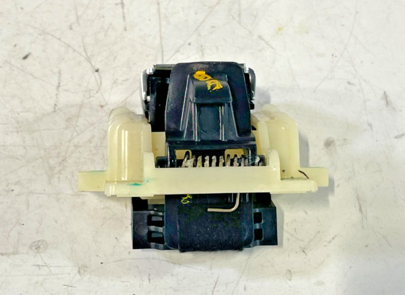 Load image into Gallery viewer, 2023 - 2025 HONDA HR-V FRONT CENTER CONSOLE ARMREST LID COVER LATCH LOCK #103695
