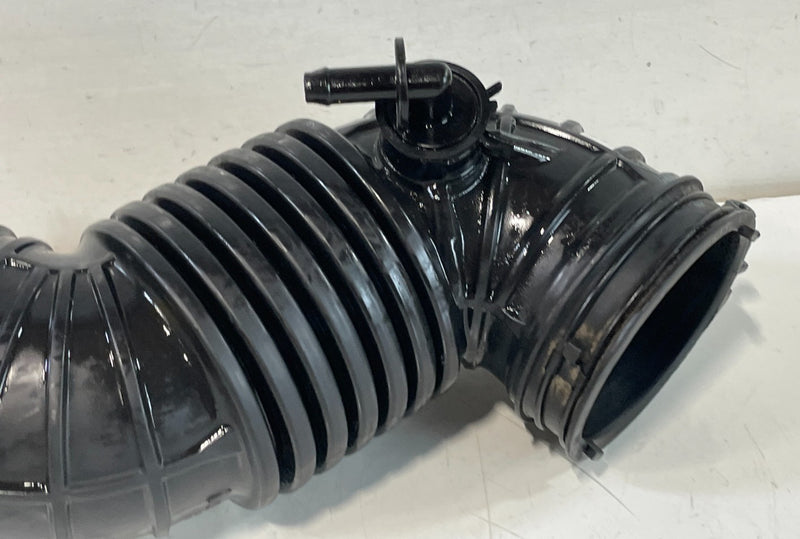 Load image into Gallery viewer, 20-25 HYUNDAI SONATA SANTA FE ENGINE AIR CLEANER INTAKE HOSE TUBE 2.5L # 102040
