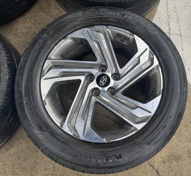 Load image into Gallery viewer, HYUNDAI SANTA FE 18'' 5 SPOKE ALLOY WHEEL RIM W/TIRE (SET OF 4) 21-23 OR4-WH1281
