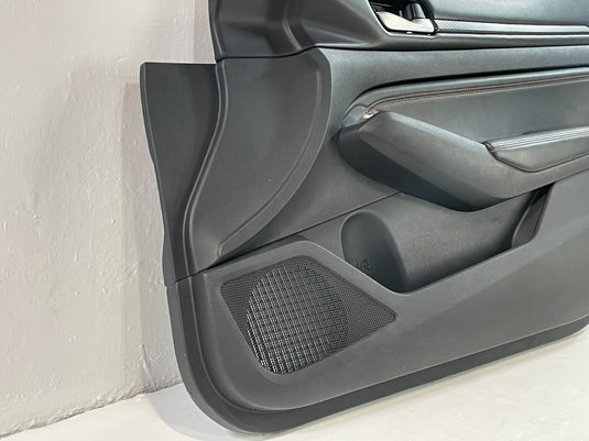 19-20 NISSAN ALTIMA SR FRONT RIGHT PASSENGER SIDE INSIDE DOOR TRIM PANEL