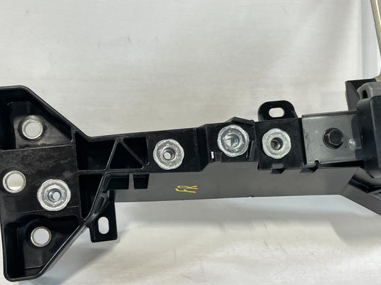 14-23 INFINITI Q50 Q60 RIGHT RADIATOR CORE SUPPORT FENDER MOUNTING BRACKET 90385