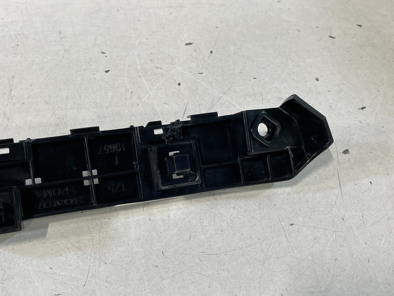 Load image into Gallery viewer, 2017 - 2020 ACURA MDX FRONT LEFT DRIVER SIDE BUMPER FENDER BRACKET # 96974
