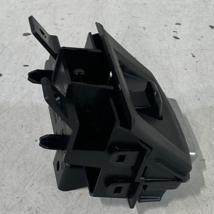 Load image into Gallery viewer, 2019 - 2021 INFINITI QX50 CENTER CONSOLE ARMREST HANDLE RELEASE BUTTON # 98823
