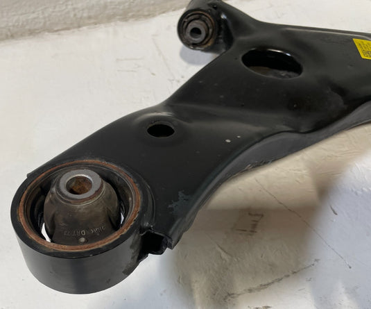 2023-2025 HYUNDAI PALISADE FWD FRONT RIGHT SUSPENSION KNEE ASSEMBLY 3.8L