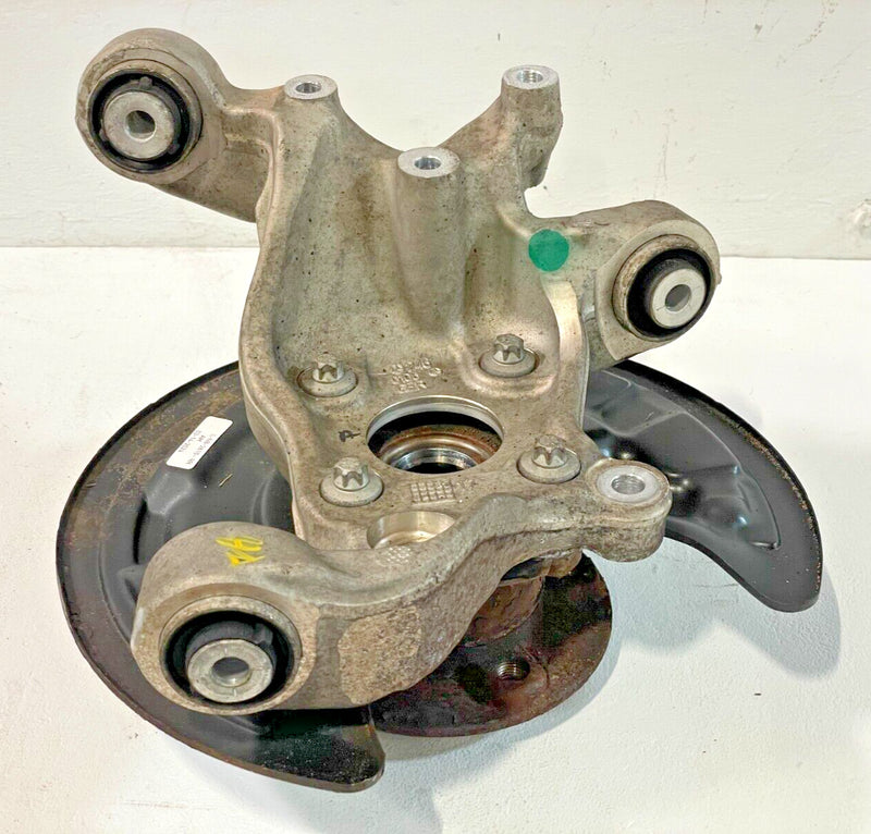 Load image into Gallery viewer, ⭐ 2017-2019 INFINITI QX30 AWD REAR RIGHT PASSENGER SIDE SPINDLE KNUCKLE W/ HUB ⭐
