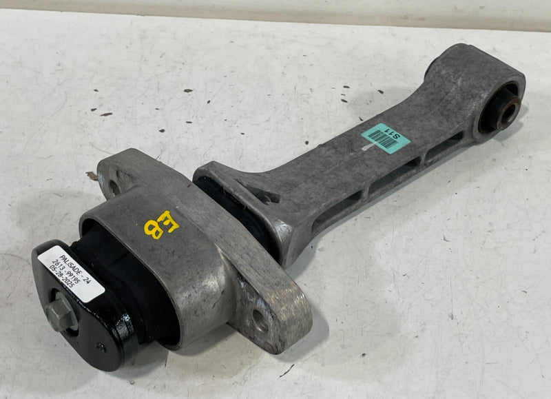 Load image into Gallery viewer, 19-25 HYUNDAI SANTA FE PALISADE ENGINE MOTOR MOUNT TORQUE ARM ROLL ROD # 99195
