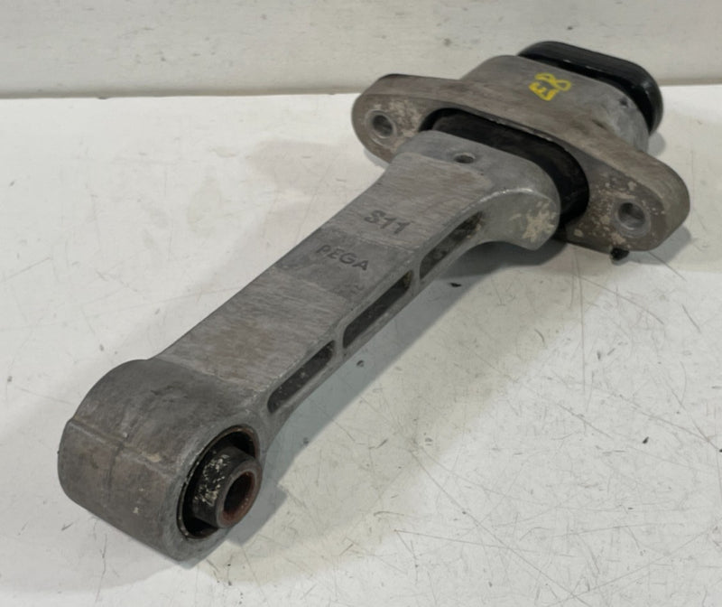 Load image into Gallery viewer, 19-25 HYUNDAI PALISADE SANTA FE ENGINE MOTOR MOUNT TORQUE ARM ROLL ROD # 103041
