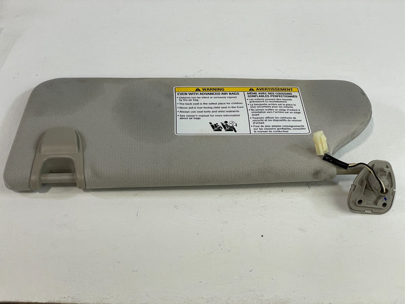 Load image into Gallery viewer, 2019 - 2020 INFINITI QX50 FRONT RIGHT PASSENGER SIDE SUNVISOR SUN VISOR # 87398
