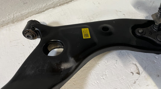 2023-2025 HYUNDAI PALISADE FWD FRONT RIGHT SUSPENSION KNEE ASSEMBLY 3.8L
