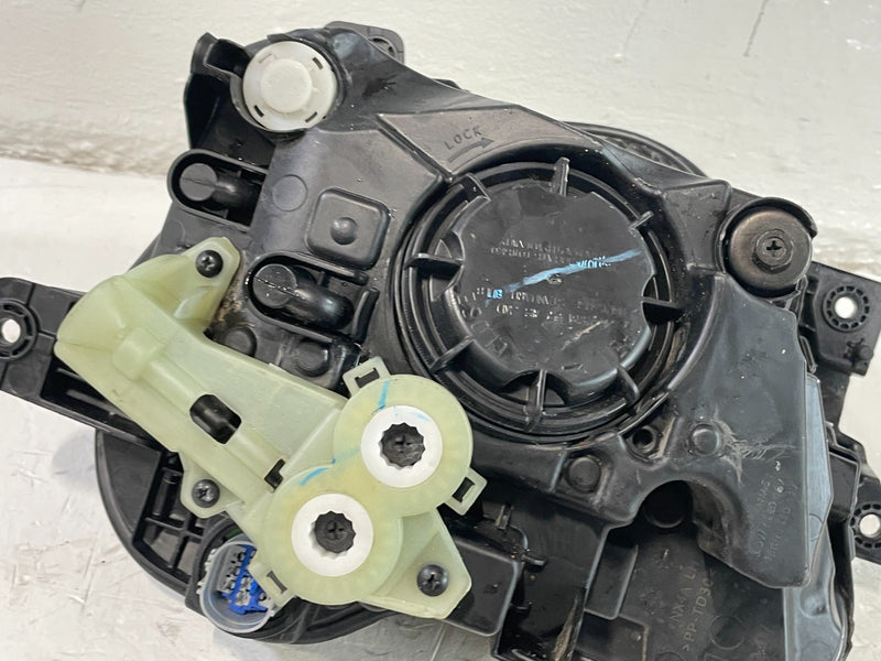 Load image into Gallery viewer, 2022-2024 HYUNDAI TUCSON LEFT LED HEADLIGHT HEADLAMP FOR PARTS # IG15-HDS1100
