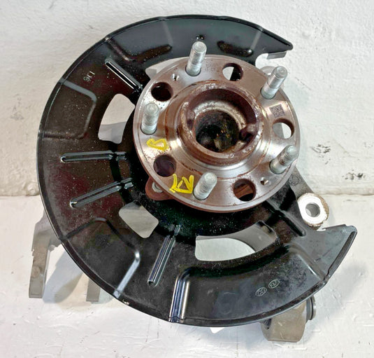 2021-2025 HYUNDAI SANTA FE FWD REAR LEFT SPINDLE KNUCKLE W/ WHEEL HUB