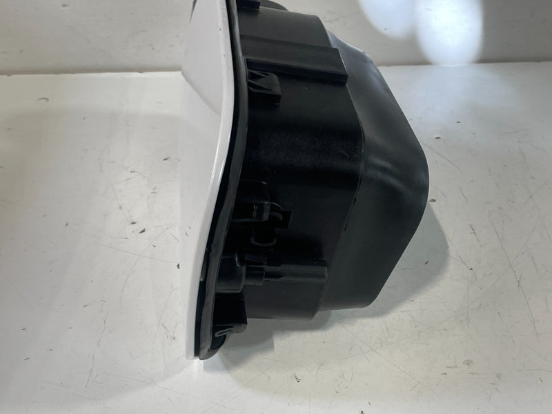 Load image into Gallery viewer, 20-22 HYUNDAI PALISADE FUEL TANK FILLER POCKET DOOR LID COVER WHITE (WC9) 103598
