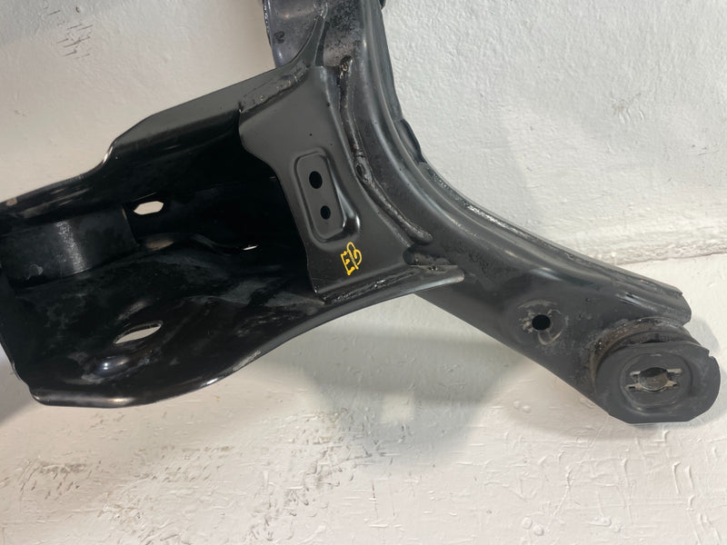 Load image into Gallery viewer, 22-26 HYUNDAI TUCSON AWD REAR SUSPENSION SUBFRAME CROSSMEMBER CRADLE 2.5L 105091
