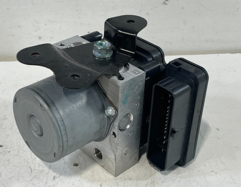 Load image into Gallery viewer, 2023-25 HONDA HR-V FWD ABS ANTI LOCK BRAKE PUMP CONTROL MODULE 2.0L # 103707
