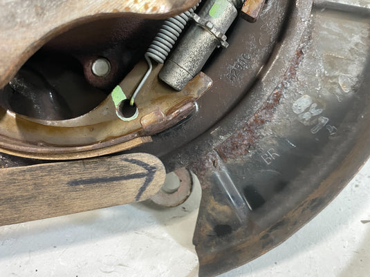 2017 - 2020 INFINITI QX60 AWD REAR RIGHT SPINDLE KNUCKLE W/ BEARING HUB