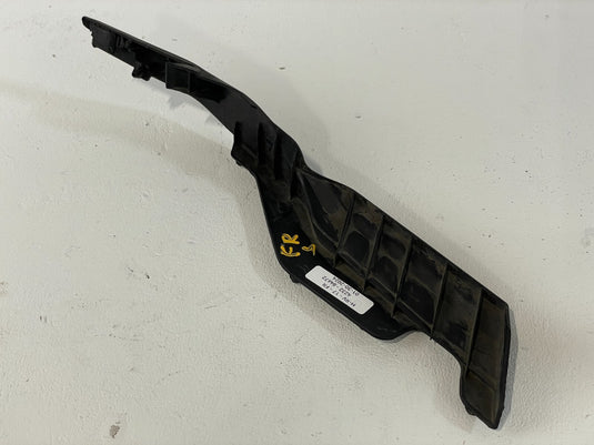 2016 - 2020 HONDA HR-V FRONT RIGHT PASSENGER SIDE WINDSHIELD TRIM BLACK