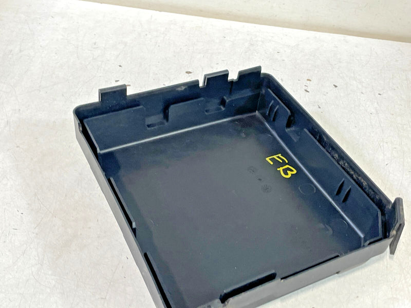 Load image into Gallery viewer, 19-23 INFINITI QX50 ENGINE FUSE RELAY BOX HOUSING LID COVER PANEL 2.0L # 98843
