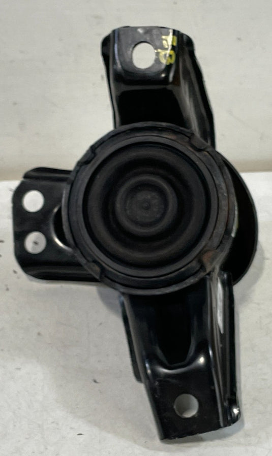 20-25 HYUNDAI PALISADE AWD FRONT RIGHT SIDE ENGINE MOUNT SUPPORT BRACKET