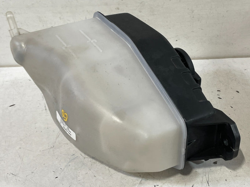 Load image into Gallery viewer, 19-25 HYUNDAI PALISADE RADIATOR COOLANT RESERVOIR RECOVERY TANK BOTTLE # 100221

