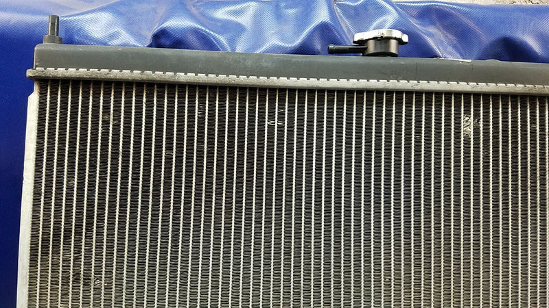 Load image into Gallery viewer, 2007 - 2012 NISSAN SENTRA RADIATOR ASSEMBLY AUTO TRANSMISSION 2.0L # 71940
