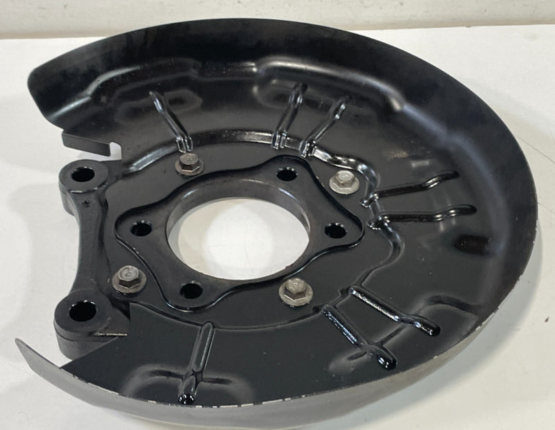 Load image into Gallery viewer, 21-25 HYUNDAI ELANTRA REAR RIGHT SIDE SPINDLE KNUCKLE BRAKE DUST SHIELD # 101843
