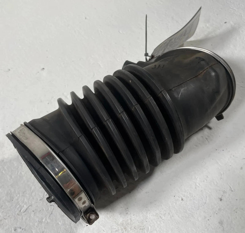Load image into Gallery viewer, 2019-25 HONDA PASSPORT ENGINE AIR INTAKE TUBE INLET DUCT HOSE PIPE # 107827
