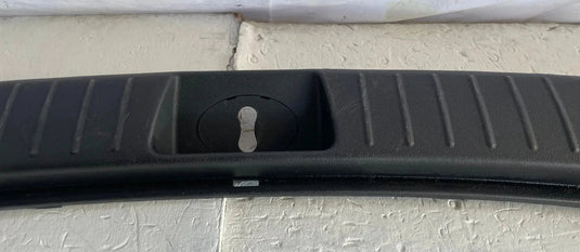 2021-2023 HYUNDAI SANTA FE TRUNK LATCH LOCK SILL SCUFF PLATE TRIM COVER