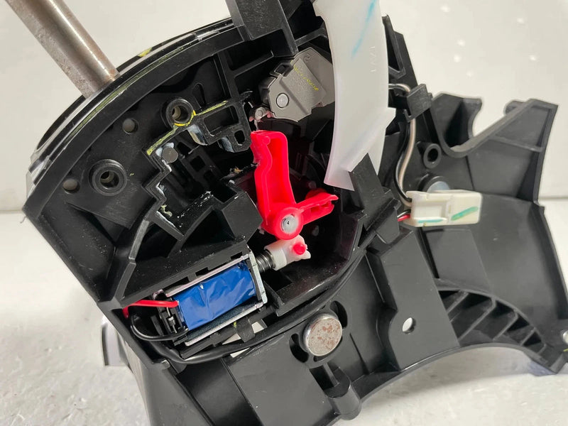 Load image into Gallery viewer, 2023-2026 HONDA HR-V AUTOMATIC TRANSMISSION GEAR SHIFTER SELECTOR 2.0L # 108023
