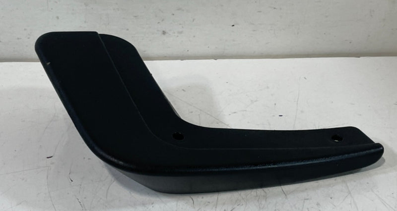 Load image into Gallery viewer, 2020-2025 HYUNDAI PALISADE FRONT LEFT DRIVER SIDE MUD SPLASH FLAP GUARD # 103020
