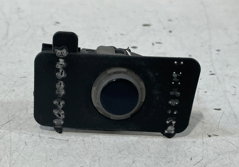 Load image into Gallery viewer, 2020 - 2022 HYUNDAI PALISADE REAR OUTER ULTRASONIC PARKING SENSOR BWS # 100232
