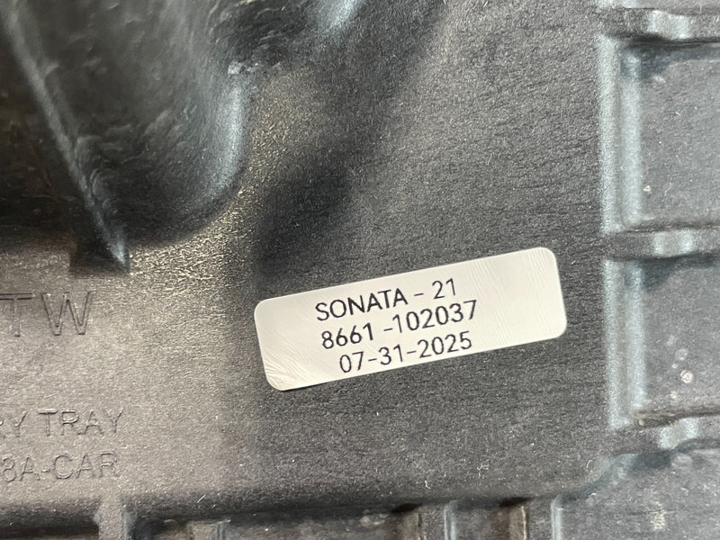 Load image into Gallery viewer, 2020 - 2022 HYUNDAI SONATA BATTERY TRAY LOWER HOLDER MOUNT BRACKET # 102037
