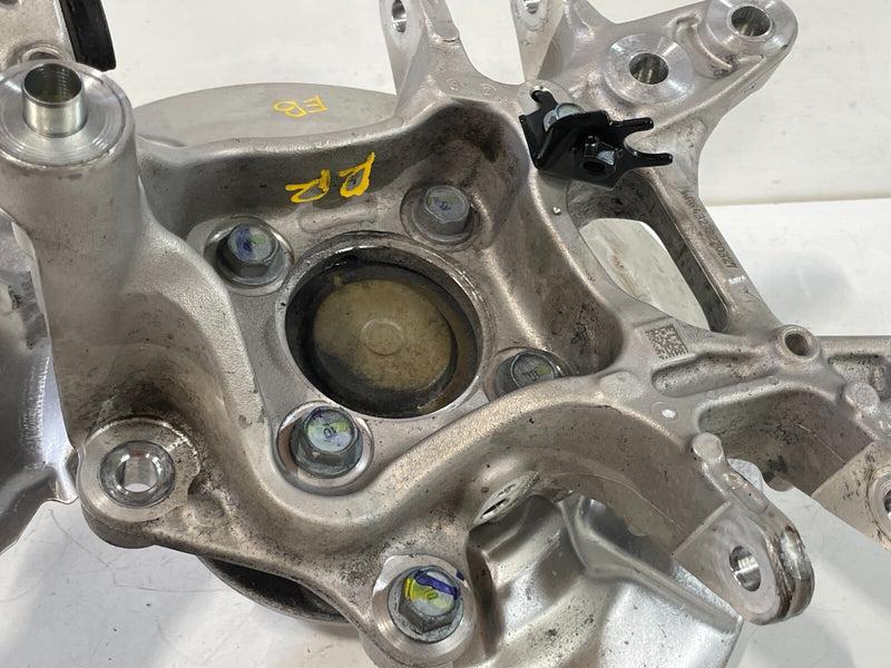 Load image into Gallery viewer, 23-25 HONDA HR-V REAR RIGHT PASSENGER SIDE SPINDLE KNUCKLE W/ HUB 2.0L # 99024
