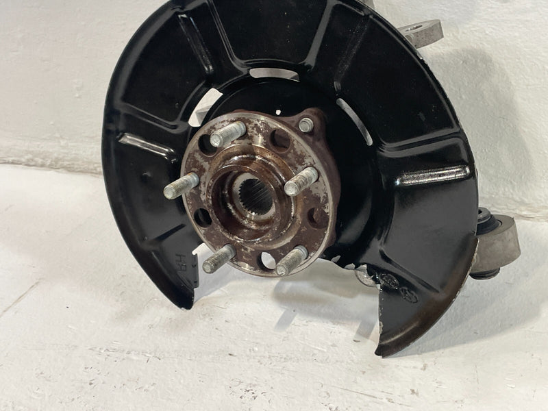 Load image into Gallery viewer, 2020-2025 HYUNDAI PALISADE REAR RIGHT SIDE SPINDLE KNUCKLE W/ BEARING HUB #99238
