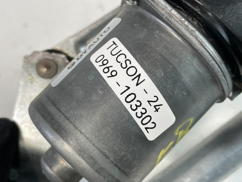 Load image into Gallery viewer, 22-25 HYUNDAI TUCSON FRONT WINDSHIELD WIPER TRANSMISSION LINKAGE W/MOTOR #103302
