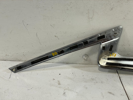 2019 INFINITI QX50 REAR RIGHT SIDE CORNER QUARTER PANEL GLASS TRIM