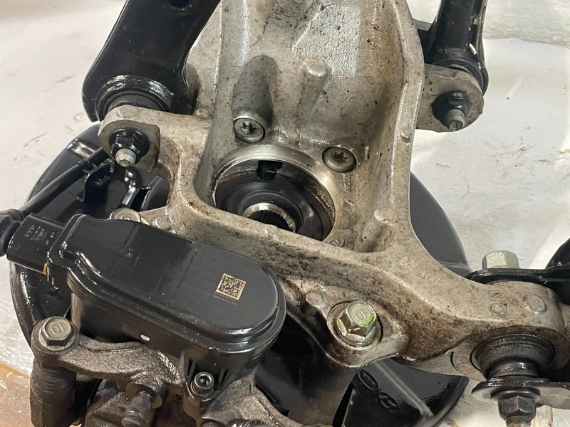 Load image into Gallery viewer, 2020-2022 HYUNDAI PALISADE AWD REAR LEFT SUSPENSION KNEE ASSEMBLY 3.8L # 103115
