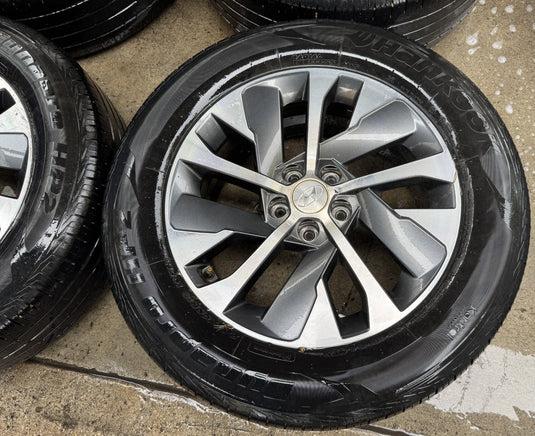 HYUNDAI PALISADE 18x7 ALLOY WHEEL RIM 18'' W/TIRE (SET Of 4) 20-22