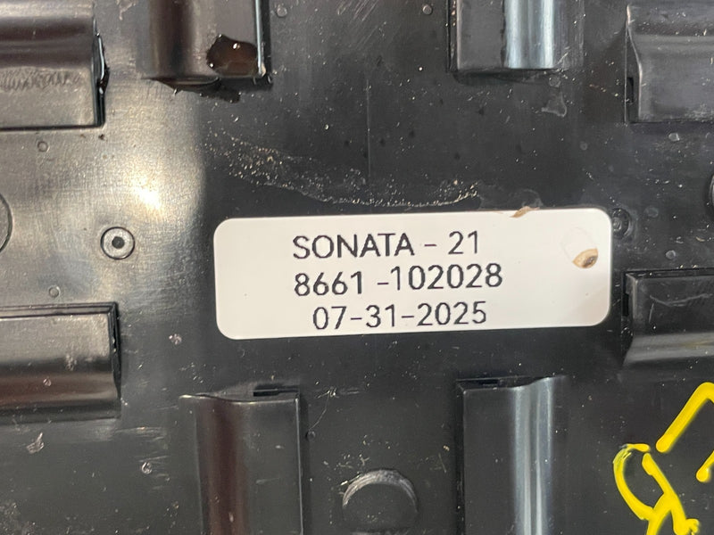 Load image into Gallery viewer, 2020-2023 HYUNDAI SONATA LDC CONVERTER INVERTER CHARGER MODULE UNIT # 102028
