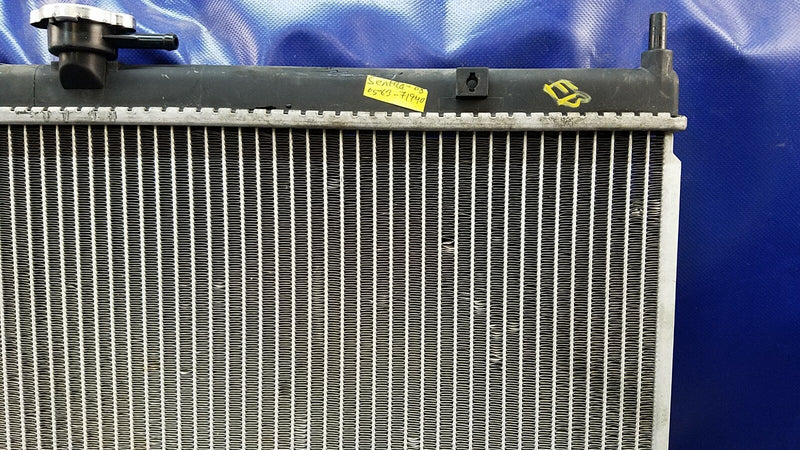 Load image into Gallery viewer, 2007 - 2012 NISSAN SENTRA RADIATOR ASSEMBLY AUTO TRANSMISSION 2.0L # 71940

