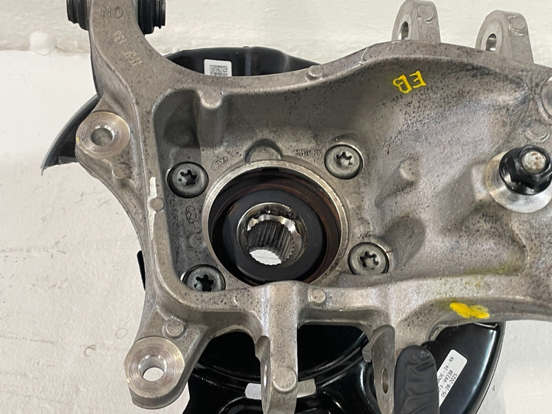 Load image into Gallery viewer, 2020-2025 HYUNDAI PALISADE REAR RIGHT SIDE SPINDLE KNUCKLE W/ BEARING HUB #99238
