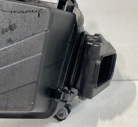 2022-2023 GENESIS G70 ENGINE AIR INTAKE CLEANER FILTER HOUSING BOX 2.0L
