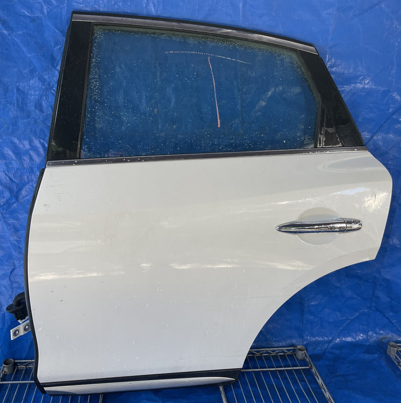 Load image into Gallery viewer, ⭐15-17 INFINITI QX50 REAR LEFT DRIVER SIDE DOOR ASSEMBLY WHITE QAB # NB1-DRU1619
