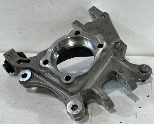 2020-25 HYUNDAI PALISADE FWD REAR LEFT SPINDLE KNUCKLE W/O BEARING HUB