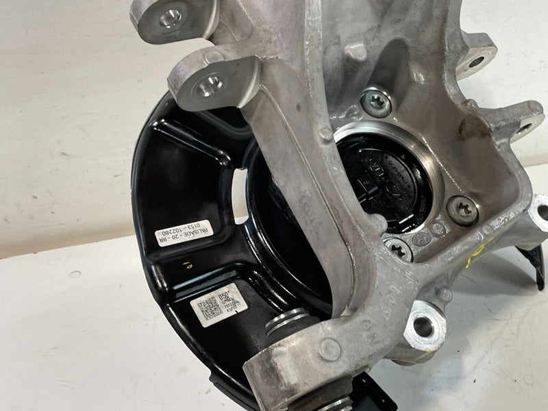 Load image into Gallery viewer, 2020-25 HYUNDAI PALISADE FWD REAR RIGHT SPINDLE KNUCKLE W/ BEARING HUB # 102280
