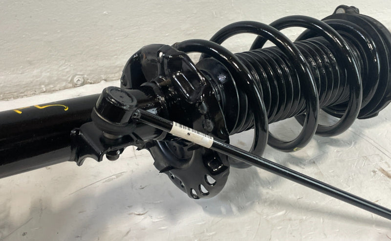 Load image into Gallery viewer, 2023-2025 HYUNDAI PALISADE FWD FRONT LEFT SUSPENSION KNEE ASSEMBLY 3.8L # 104152
